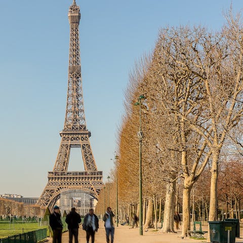 Stroll along tree–lined streets towards the Eiffel Tower – only an eleven–minute walk away