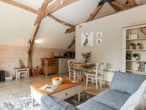 The Thatched Barn image 14