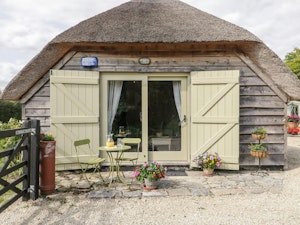 The Thatched Barn image 1