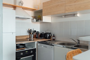 Oyster Cove image 6