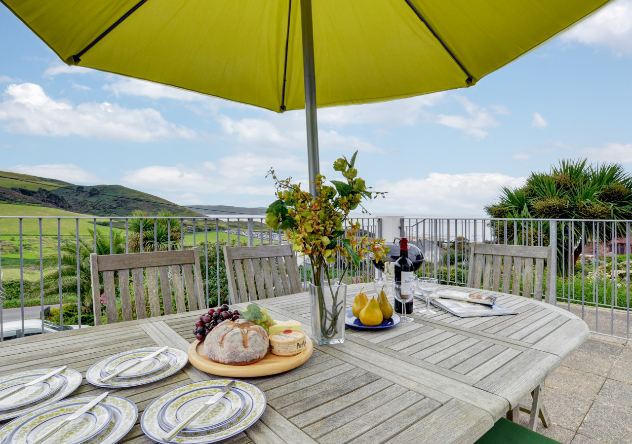 The Surfer's Retreat, Woolacombe, Devon | Plum Guide