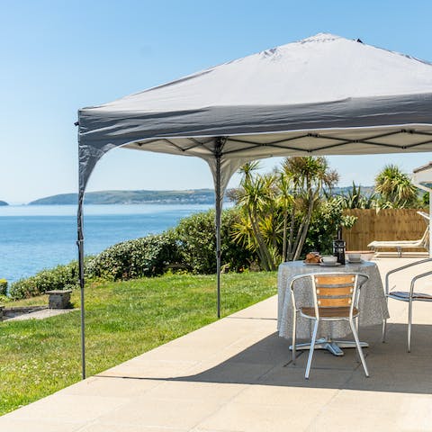 Enjoy family meals or simply lounge in the sun and admire the stunning ocean views 