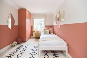 Royal Road Stay image 14
