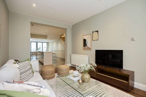 Royal Road Stay image 3