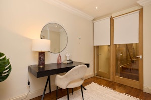 Royal Road Stay image 2