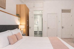Marylebone Haven image 13