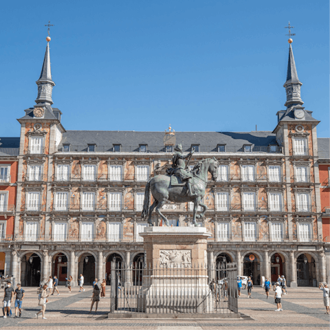 Grab a coffee on the short walk to Plaza Mayor