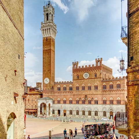 Visit the Piazza del Campo in Siena, just 36km away