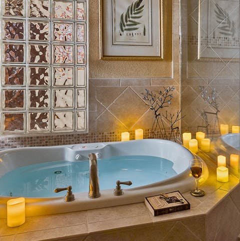 Soak in the master suite's luxurious jacuzzi tub