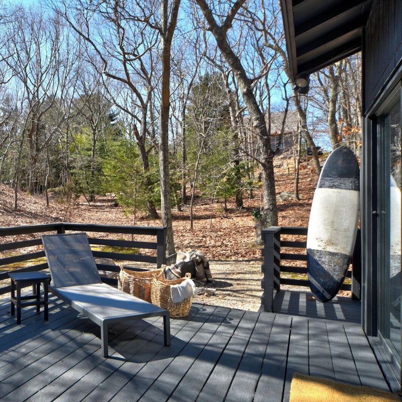 Sunbathe surrounded by the surrounding nature on the sun deck