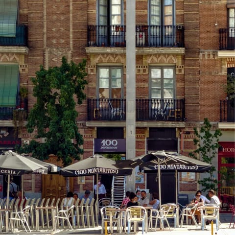 Begin your day with a coffee in neighbouring Salamanca