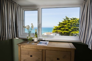 Porth View image 14