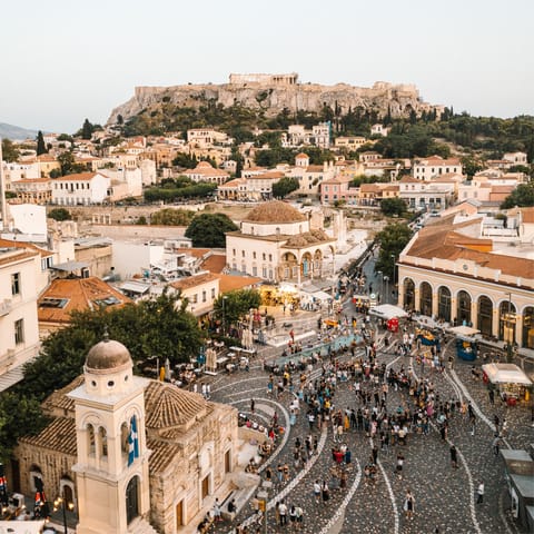 Explore the stunning centre of Athens, with the Acropolis a short stroll away