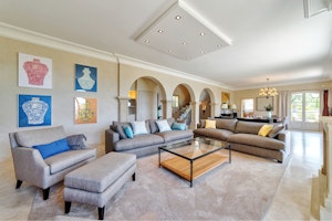 Rose Garden Place image 11