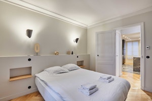 Haussmann Avenue image 13