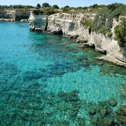 Drive just 7km to the coast's sandy beaches