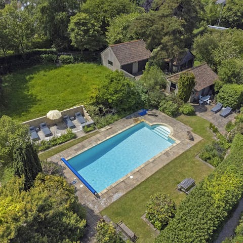 Plunge into the shared pool in the morning and enjoy a revivifying dip