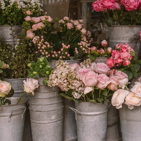Pick up your favourite flowers from the market