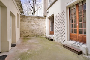 Whispering Courtyard image 10