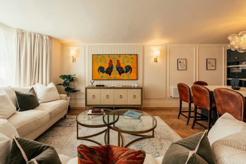 Between Two Terraces main image