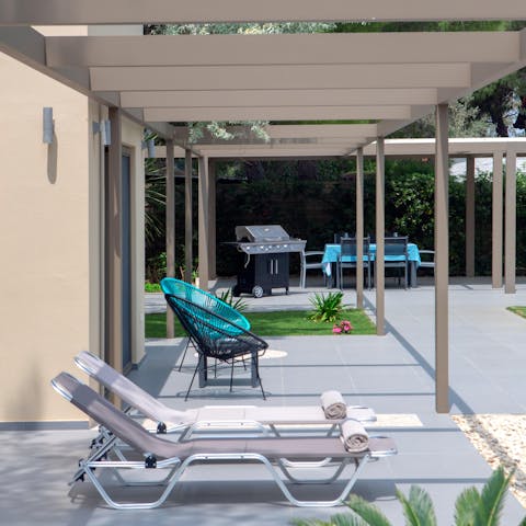 Sprawl out and unwind in one of the comfy alfresco areas