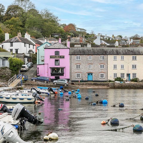 Explore Dittisham before grabbing lunch and a tipple at the local pub