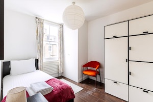 Chelsea Residence image 7