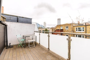 Chelsea Residence image 4