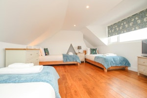 Weymouth Wonder image 14
