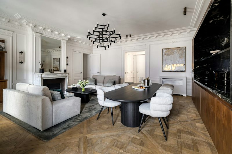 Louvre Elegance additional image