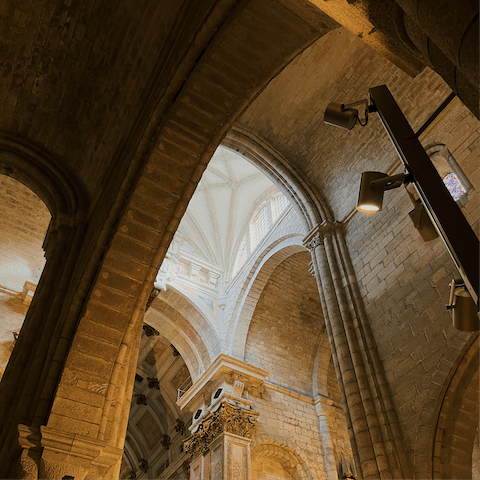 Marvel at the architecture of nearby Porto Cathedral