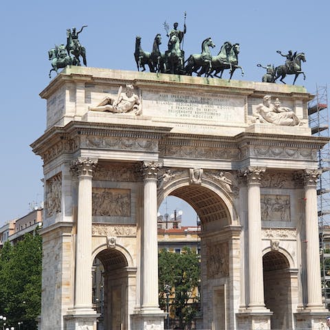 Enjoy the splendour of your location, with the beautiful Parco Sempione on your doorstep
