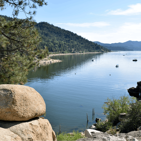 Drive to Big Bear Lake in just a few minutes
