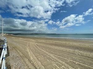 Esplanade Retreat image 5