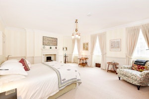 The Westminster image 9