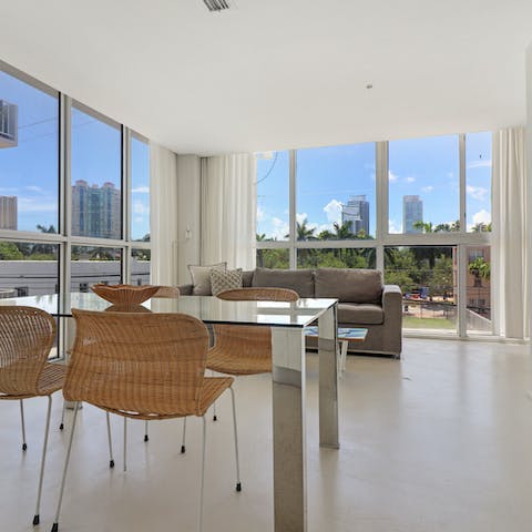 Dine with views of the palm-tree skyline