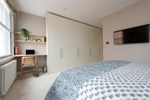 The Chelsea Hour image 3