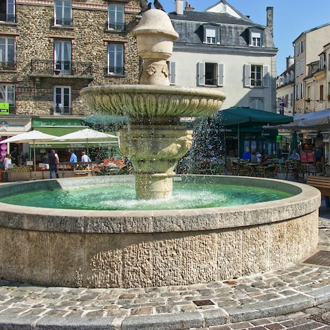 Soak up the fountains in Pernes les Fontaine before meandering around the boutique shops
