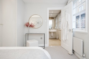 A Marylebone Mews image 14