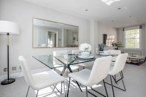 A Marylebone Mews image 11