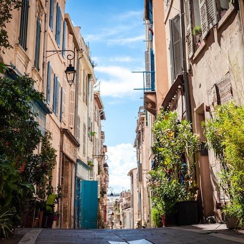 Wander through the backstreets of Le Panier district and find your favourite corner