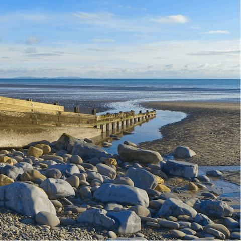 Stroll twenty minutes to Amroth's seafront and enjoy a day at the beach