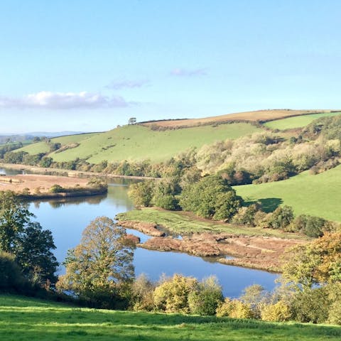 Find yourself surrounded by the glimmering River Dart