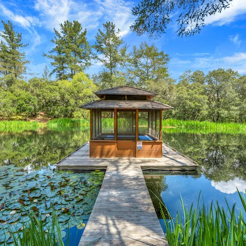 Live the Californian lifestyle with some yoga or pilates in your floating gazebo