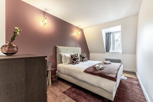 City Luxe image 6