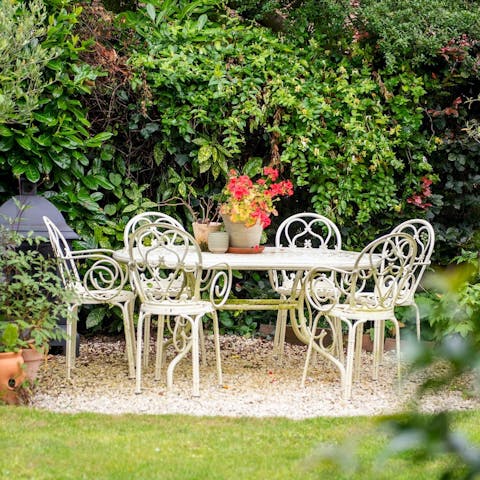 Light the barbecue and savour family gatherings in the garden