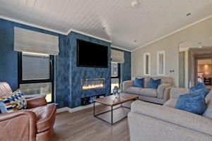 Coast Wanted image 9