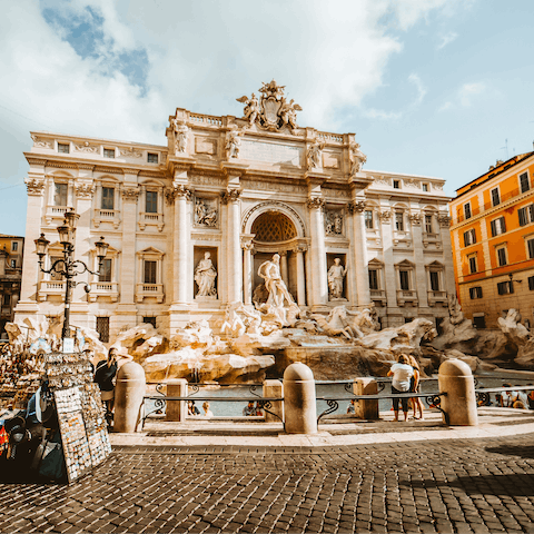 Pay a visit to the gorgeous architecture of the Trevi Fountain