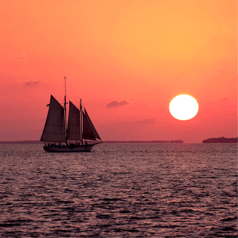 Enjoy the nightly sunset celebrations at Mallory Square – a seventeen-minute walk