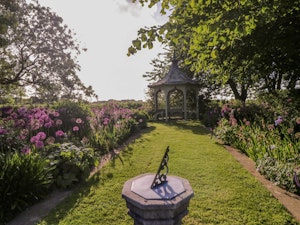 Kent Gardens image 14
